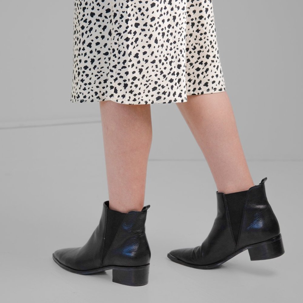 TFK SHOP EXCLUSIVE ~ Marc Fisher "Yale" Ankle Bootie in Black - Size 9